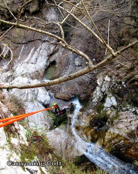 File:Rio Vendelata3.jpg