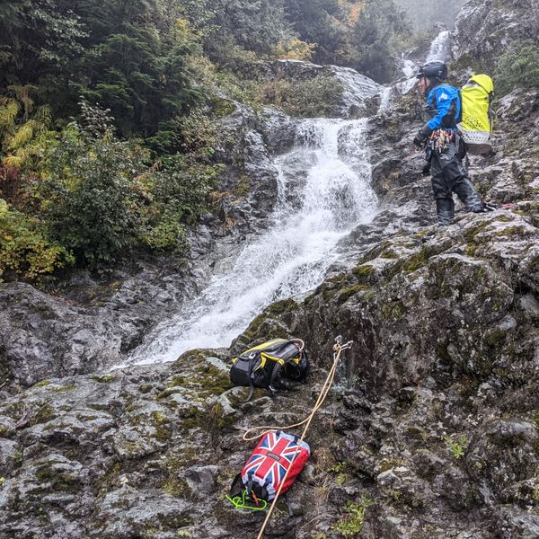 File:Clear Creek (West Fork) JumboFrogR8top.jpg
