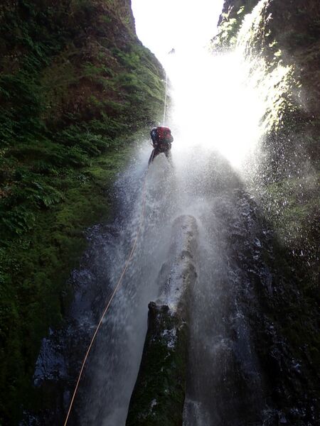 File:Warren Creek R12.jpg