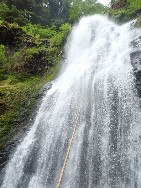 File:Panther Creek (Oregon) R3.jpg