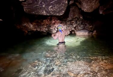 Cueva de la Tia Rosa Banner.jpg