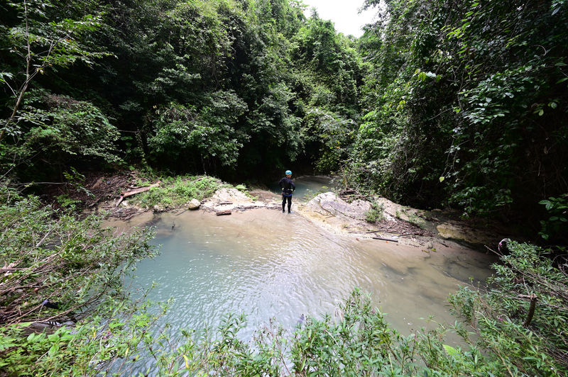 File:El Mamey Canyon ends.jpg