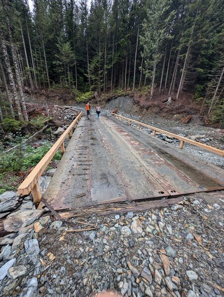 File:Slollicum Creek (Upper) bridge.jpg