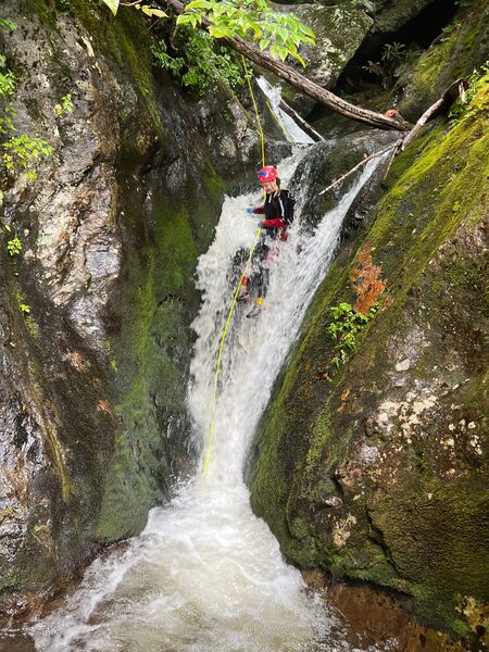 File:Ledbetter Creek R2 Bottom.jpg