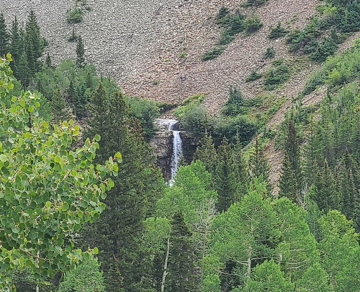 File:Iron Mountain Creek pic003.jpg