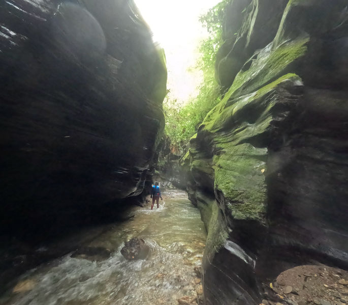 File:Guanapo Gorge Canyon beautiful.jpg