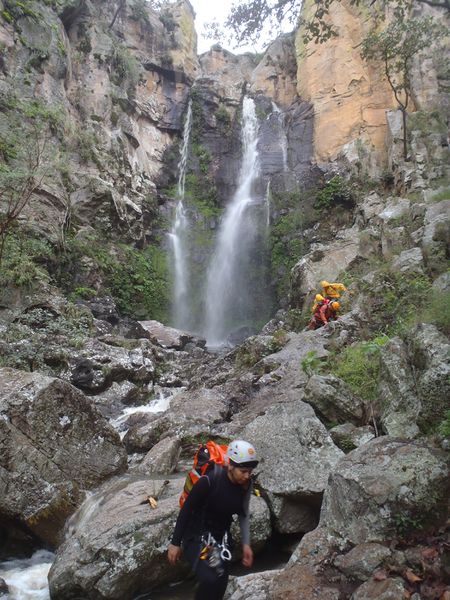 File:Cañon El Zarco R2.jpg